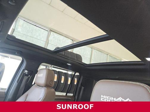 2021 Chevrolet Suburban 4WD High Country