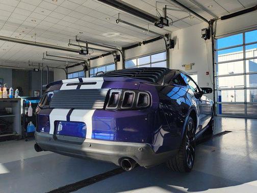 2012 Ford Mustang V6