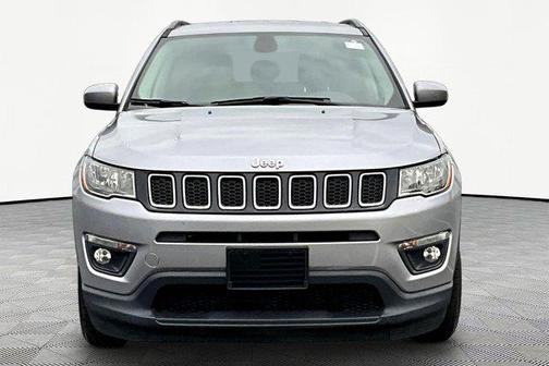 Billet Silver Metallic Clearcoat 2018 Jeep Compass Latitude