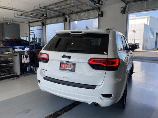 2017 Jeep Grand Cherokee Altitude