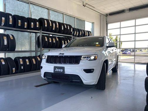 2017 Jeep Grand Cherokee Altitude