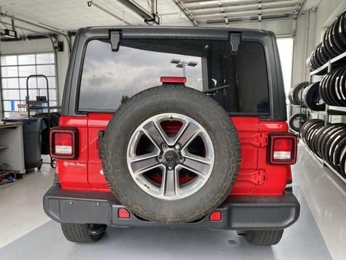 2020 Jeep Wrangler Unlimited Sahara