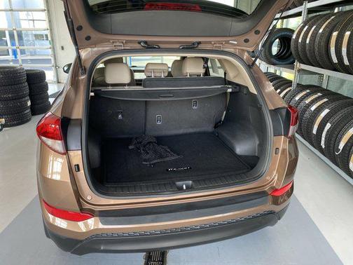 2017 Hyundai TUCSON SE Plus