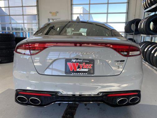 2022 Kia Stinger GT-Line