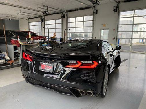 2024 Chevrolet Corvette Stingray w/2LT