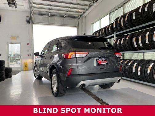 2021 Ford Escape SE