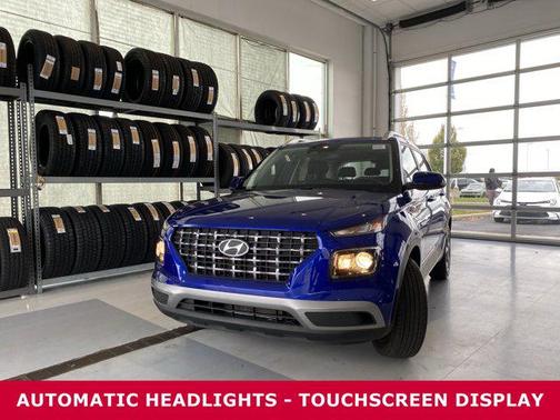 2025 Hyundai VENUE SEL