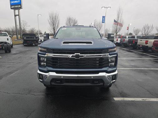2026 Chevrolet Silverado 3500 LT