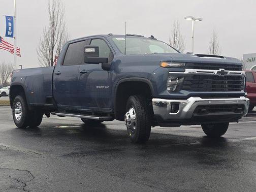 2026 Chevrolet Silverado 3500 LT
