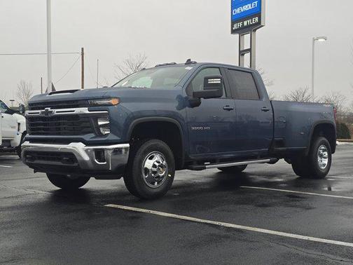 2026 Chevrolet Silverado 3500 LT