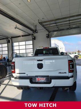 2024 RAM 3500 Laramie Crew Cab 4x4 8' Box