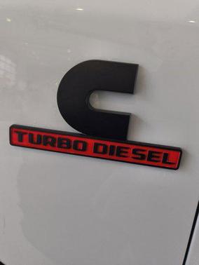 2024 RAM 3500 Laramie Crew Cab 4x4 8' Box