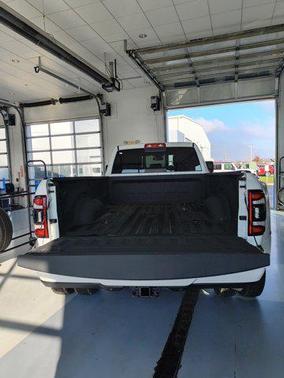 2024 RAM 3500 Laramie Crew Cab 4x4 8' Box