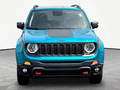 Bikini Metallic Clearcoat 2021 Jeep Renegade Trailhawk