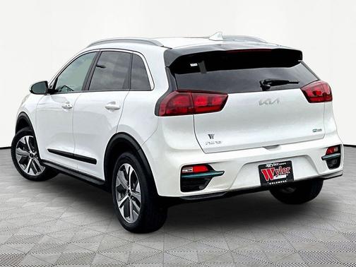 Snow White Pearl 2022 Kia Niro EV EX