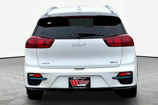 Snow White Pearl 2022 Kia Niro EV EX