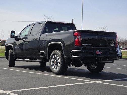 2026 Chevrolet Silverado 2500 Custom