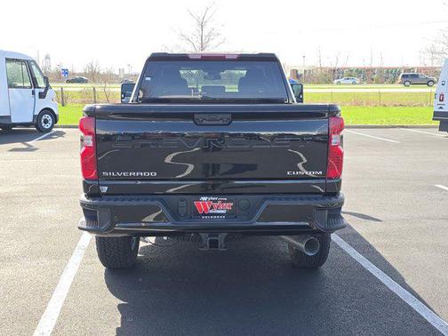 2026 Chevrolet Silverado 2500 Custom