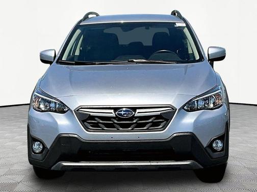 Ice Silver Metallic 2022 Subaru Crosstrek Premium