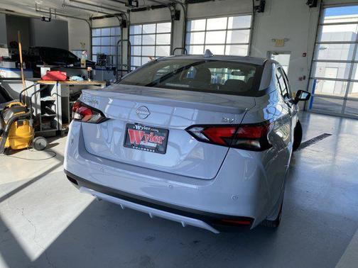 2024 Nissan Versa 1.6 SV