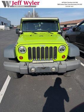Gecko Pearlcoat 2013 Jeep Wrangler Unlimited Sport