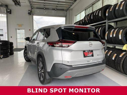 2022 Nissan Rogue SV