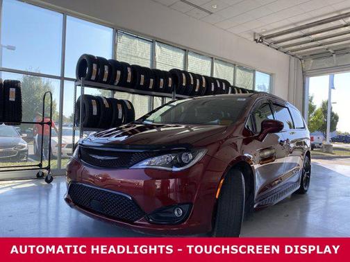 2020 Chrysler Pacifica L