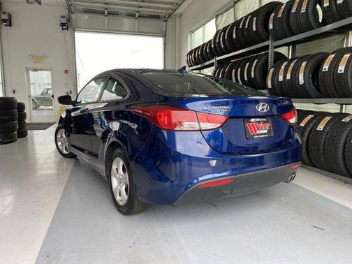 2013 Hyundai ELANTRA GS