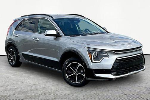 Steel Gray 2023 Kia Niro SX