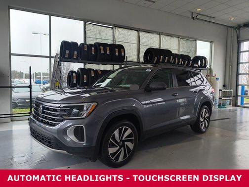 2024 Volkswagen Atlas 2.0T SE w/Technology