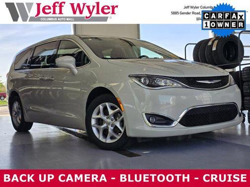 2020 Chrysler Pacifica Touring