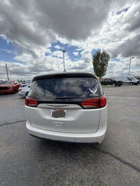 2020 Chrysler Pacifica Touring