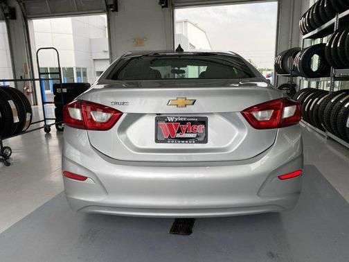 2018 Chevrolet Cruze LS