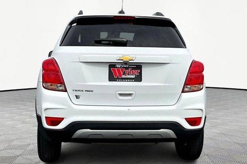 Summit White 2022 Chevrolet Trax LT