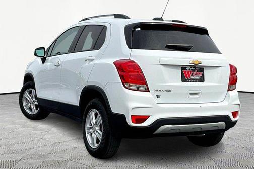 Summit White 2022 Chevrolet Trax LT
