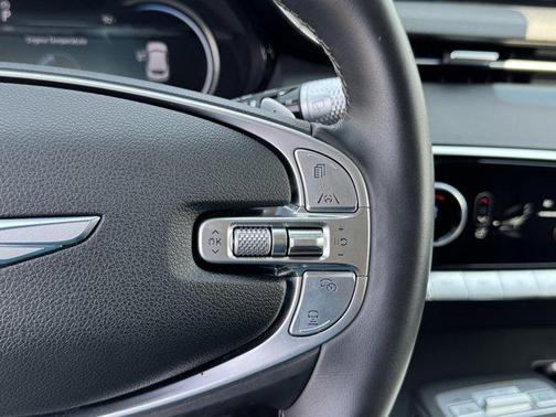 2025 Genesis GV70 2.5T AWD