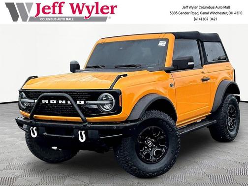 CYBER ORANGE MET TRI-COAT 2022 Ford Bronco Wildtrak