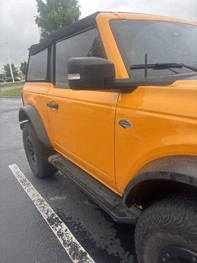 CYBER ORANGE MET TRI-COAT 2022 Ford Bronco Wildtrak