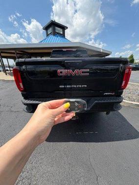 Onyx Black 2022 GMC Sierra 2500 AT4
