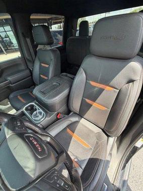 Onyx Black 2022 GMC Sierra 2500 AT4