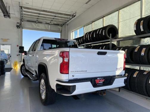 2020 Chevrolet Silverado 3500 High Country