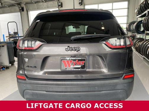 2020 Jeep Cherokee Altitude