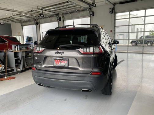 2020 Jeep Cherokee Altitude