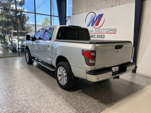 2020 Nissan Titan SL