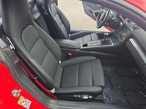 2024 Porsche 718 Cayman S