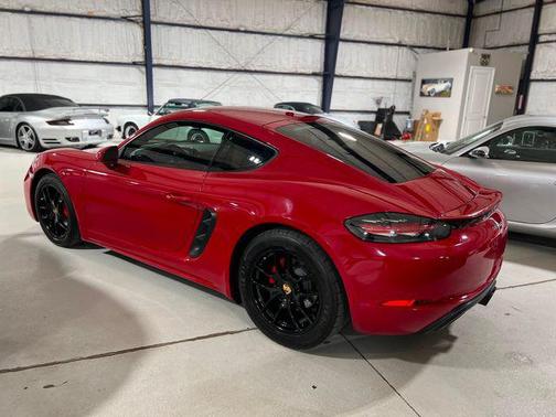 2018 Porsche 718 Cayman Base