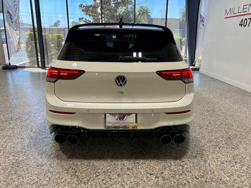 2023 Volkswagen Golf R 2.0T DSG