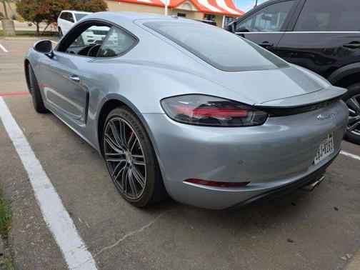 2021 Porsche 718 Cayman S