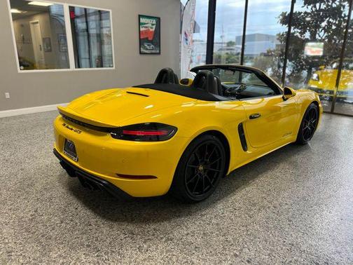 2021 Porsche 718 Boxster GTS 4.0