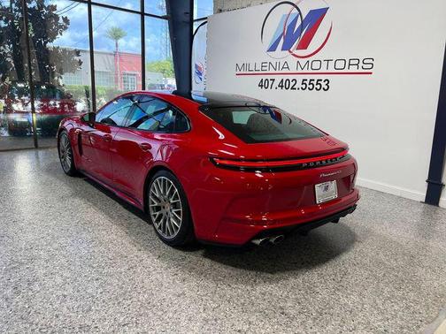 2025 Porsche Panamera E-Hybrid 4S